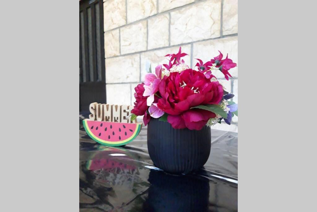 Giovanna - Spacious Lovely Apartment Supetar Buitenkant foto