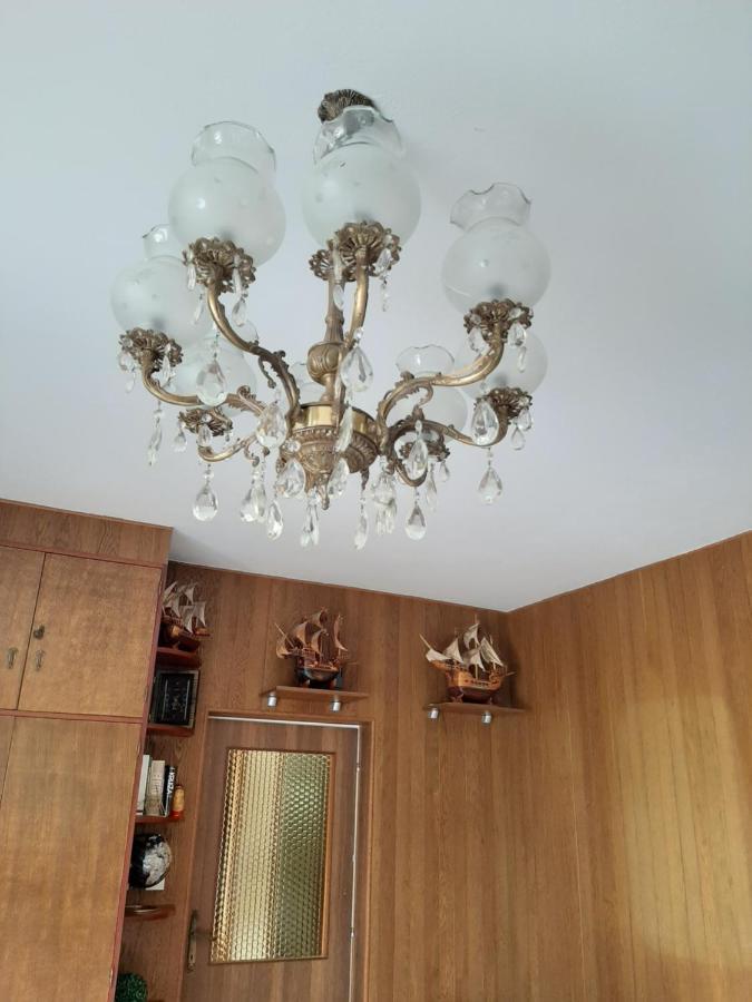Giovanna - Spacious Lovely Apartment Supetar Buitenkant foto