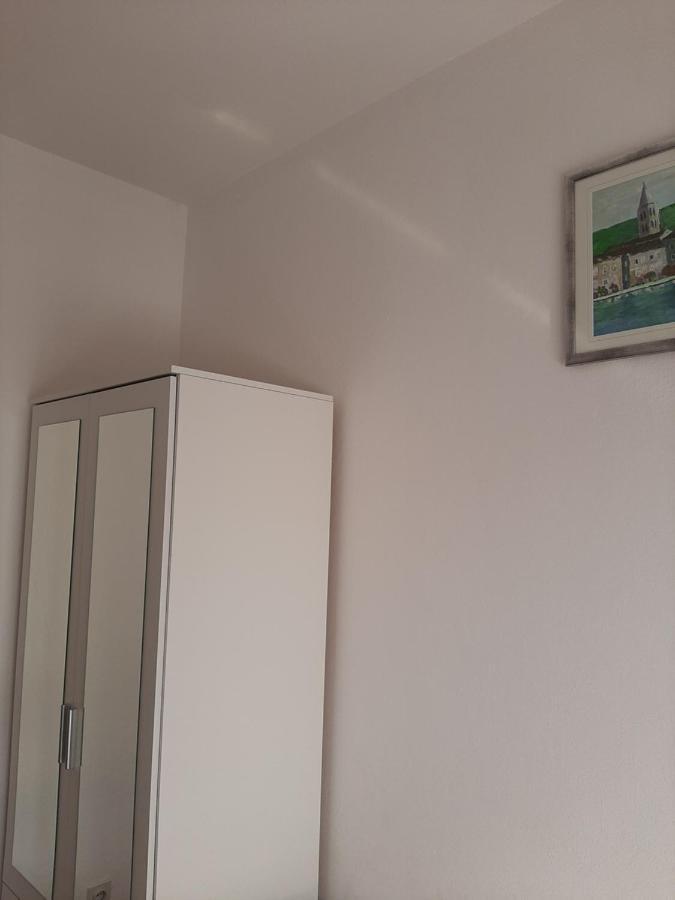 Giovanna - Spacious Lovely Apartment Supetar Buitenkant foto