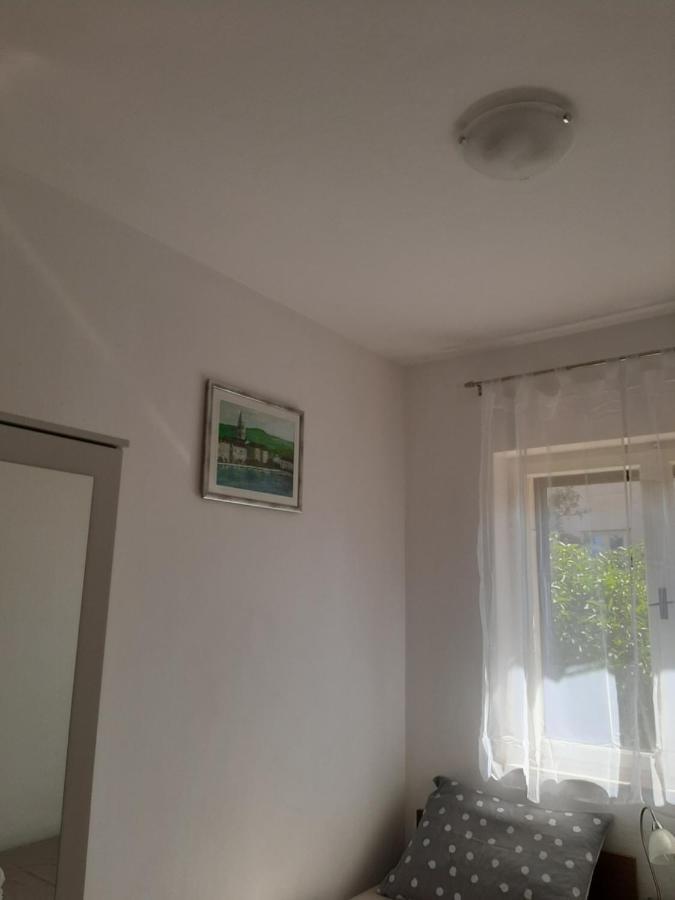 Giovanna - Spacious Lovely Apartment Supetar Buitenkant foto