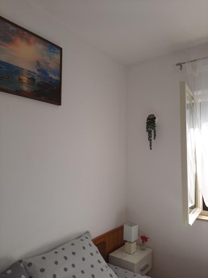 Giovanna - Spacious Lovely Apartment Supetar Buitenkant foto